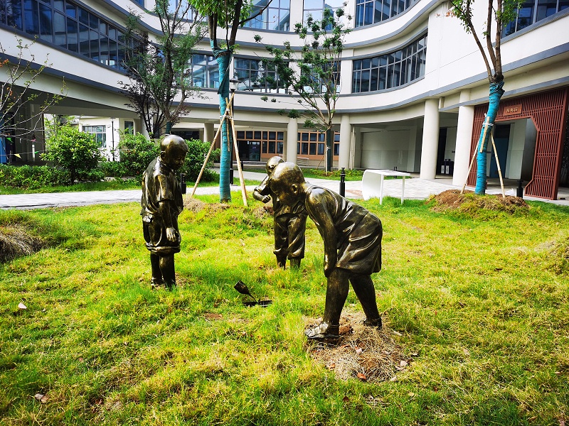 学校案例